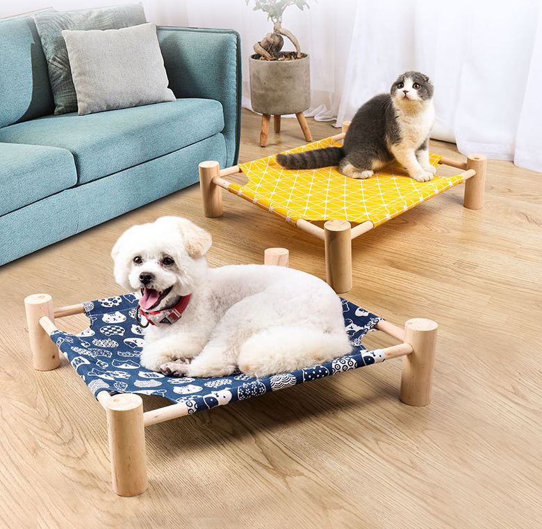 Customized Wholesale Pet Accessories Supplies Novelty Sublimation Small Wooden Dog Cat Raised Bed